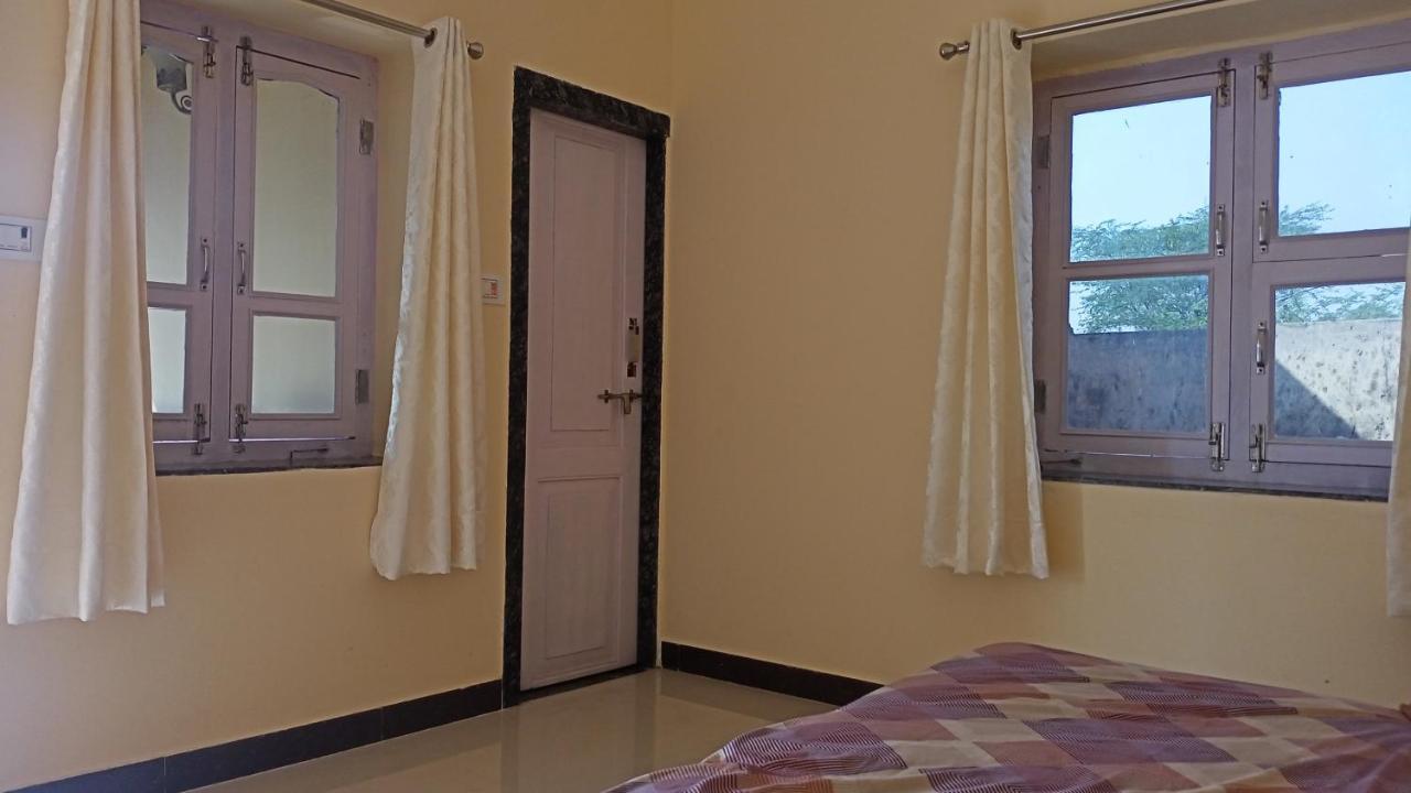 Jawai Balwant Villas Bijapur  Εξωτερικό φωτογραφία